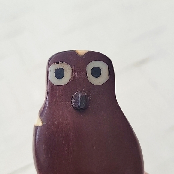 Hand Carved Wooden Owl Sitting on a Log with Inlayed Eyes Wing and Top of Head - Picture 8 of 10